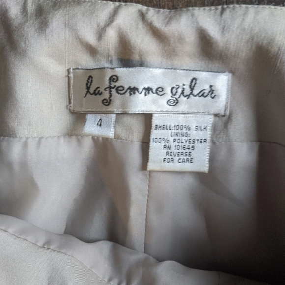 La Femme Gilar 100% Silk Beige on Beige Women's Embroidered Dress Pants Size 4. - Picture 4 of 12